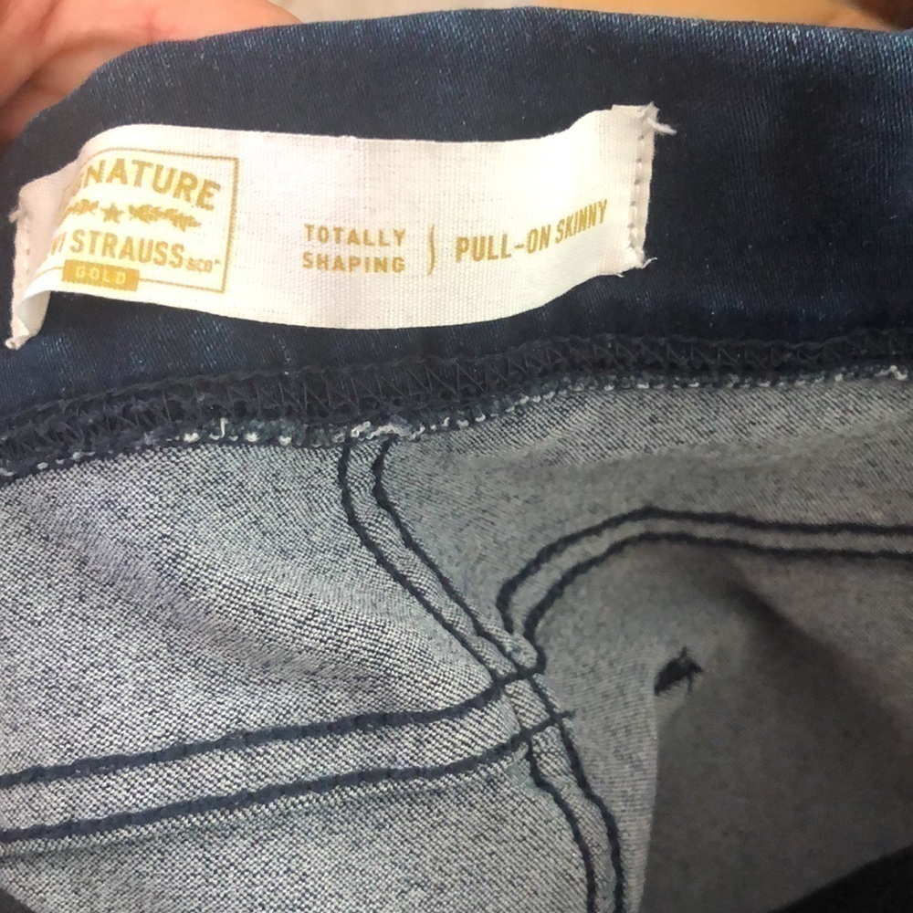 Levi’s Outlet Jeggings Size 28X28 - Picture 6 of 7